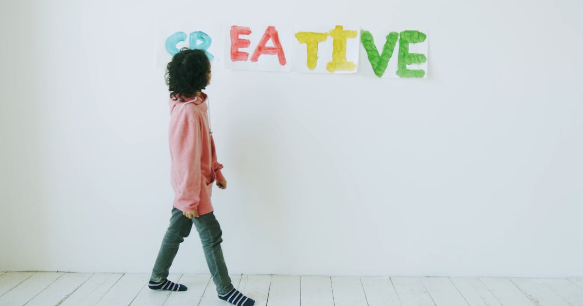 Build It! The Robot Creation Station!